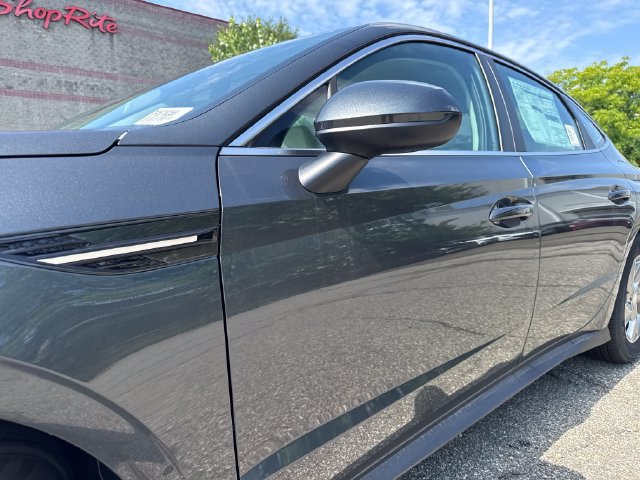 New 2026 Hyundai Sonata SE FWD image 4