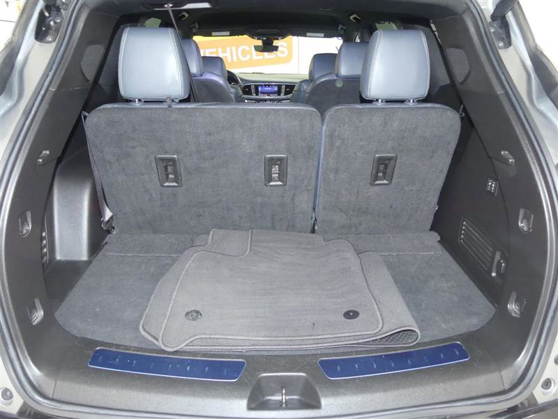 Used 2024 Buick Enclave Premium image 32