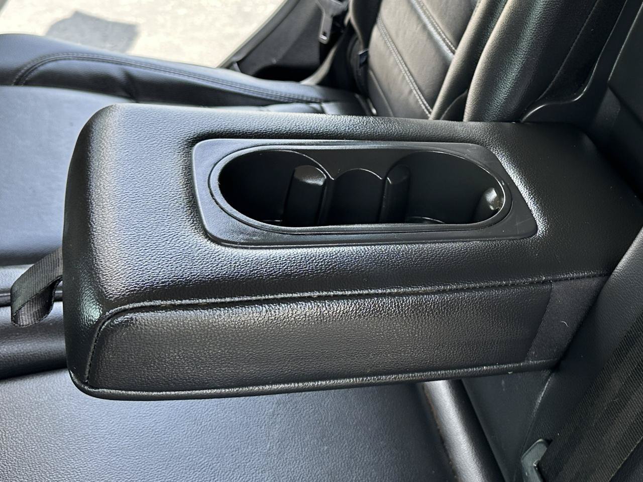 Used 2017 Ford Escape Titanium FWD image 33