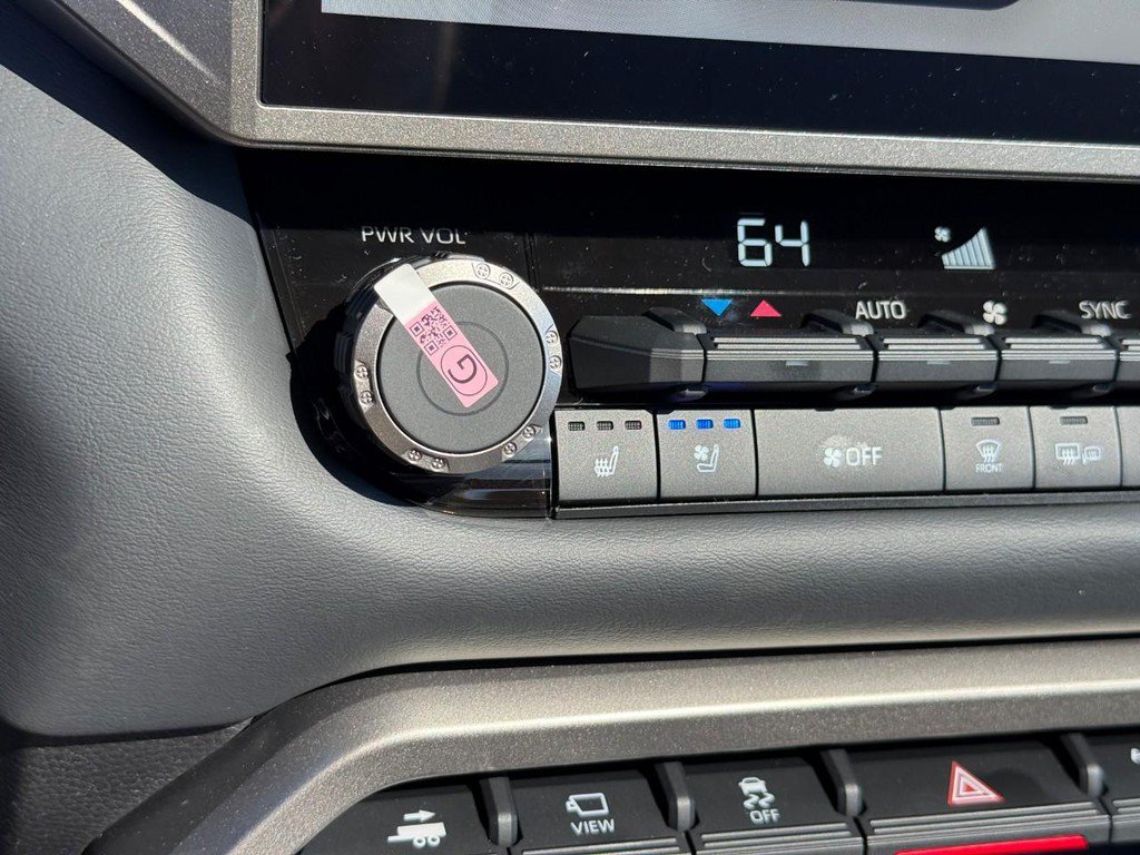 New 2026 Toyota Tundra Platinum AWD/4WD image 20