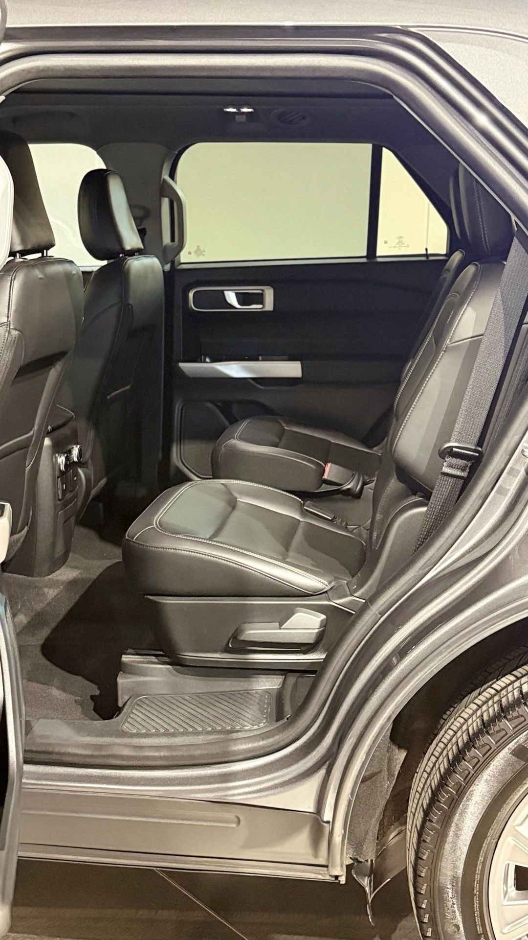 Used 2023 Ford Explorer XLT w/ Equipment Group 202A image 54