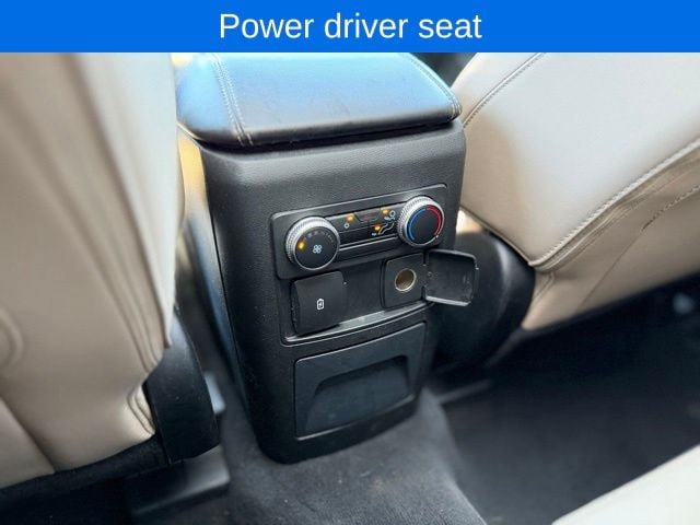 Used 2023 Ford Explorer XLT w/ Equipment Group 202A AWD/4WD image 27