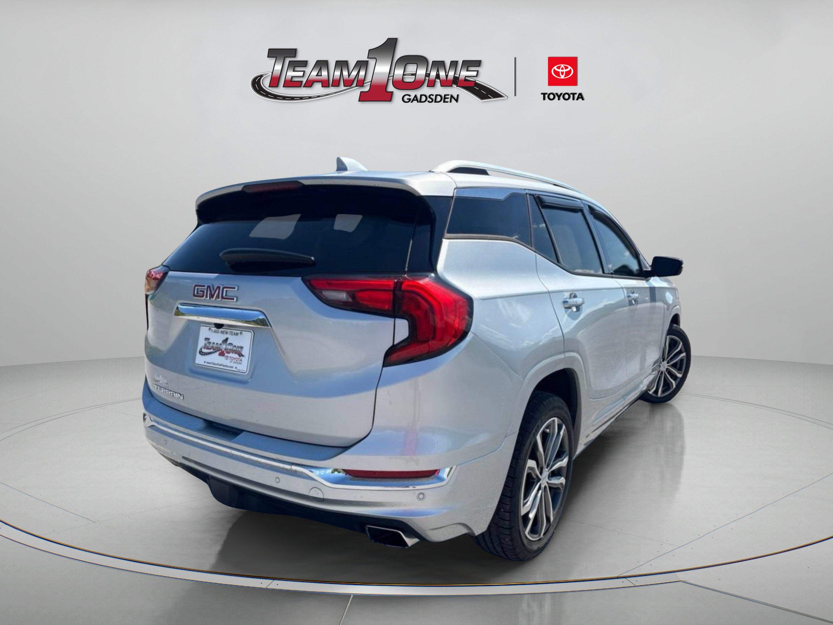 Used 2018 GMC Terrain Denali w/ Advanced Safety Package FWD image 10