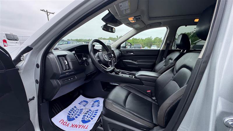 Used 2022 Nissan Pathfinder SL w/ SL Premium Package AWD/4WD image 35