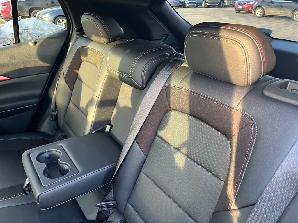 New 2025 Chevrolet Equinox EV RS image 25