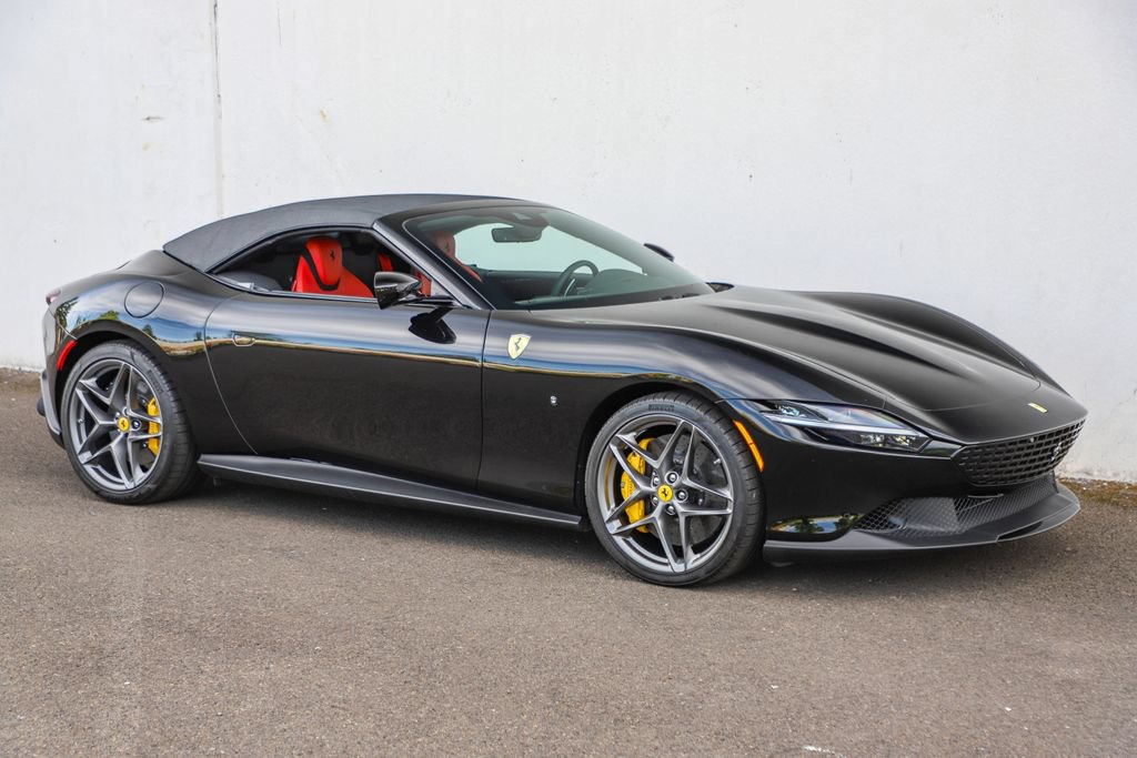 Certified 2025 Ferrari Roma Spider RWD image 27