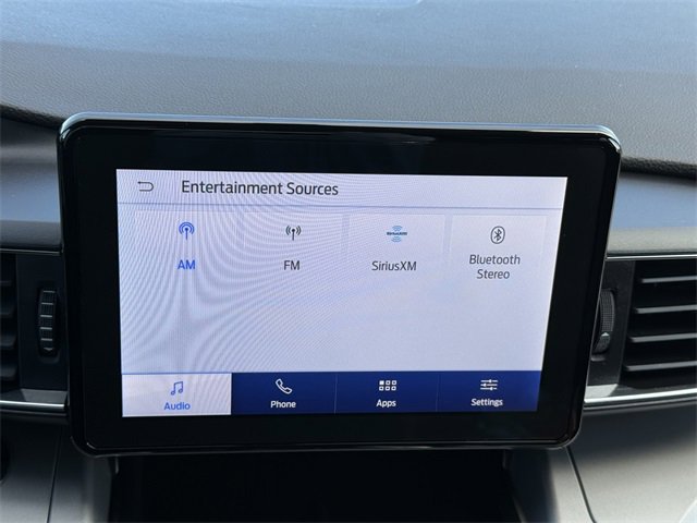 Certified 2022 Ford Explorer XLT w/ Equipment Group 202A image 11