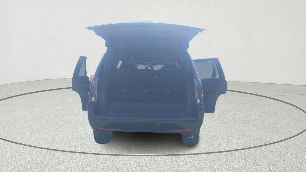 Used 2016 Cadillac Escalade Platinum image 12