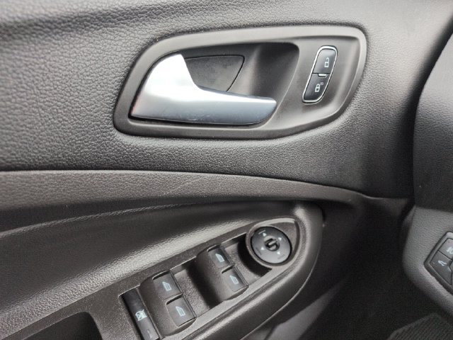 Certified 2018 Ford Escape SE FWD image 29