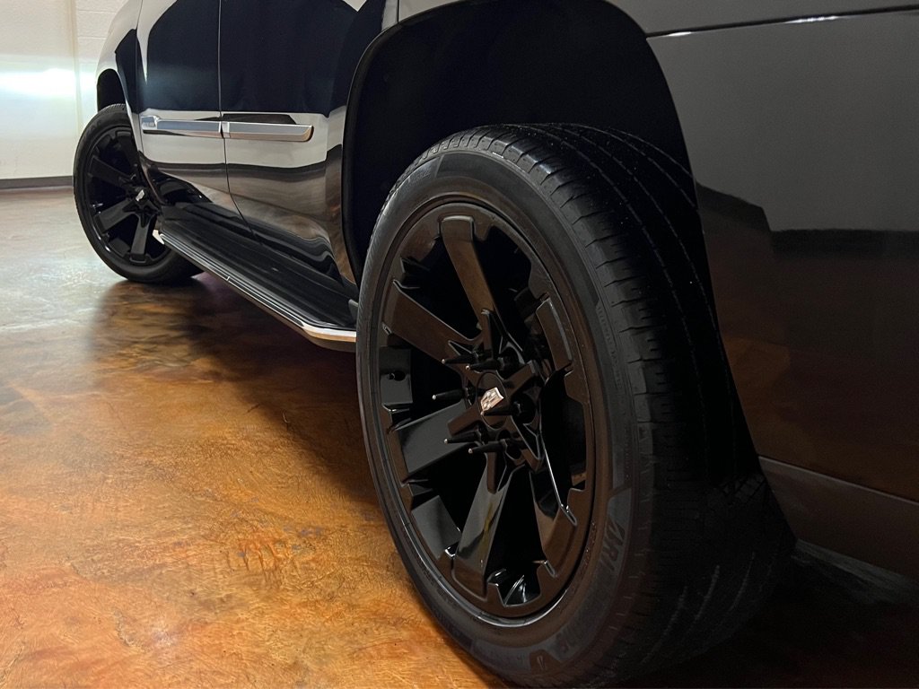 Used 2018 Cadillac Escalade Luxury RWD image 55