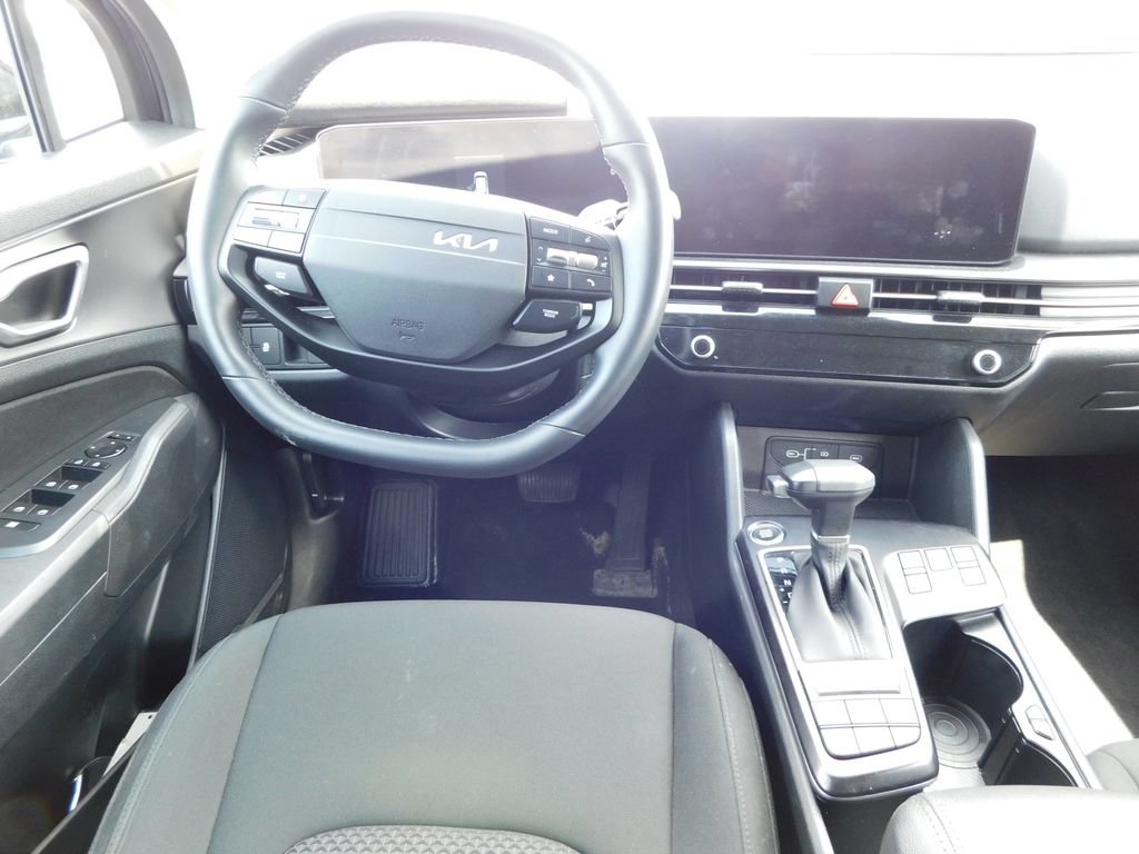 Used 2026 Kia Sportage LX w/ LX Convenience Package AWD/4WD image 16