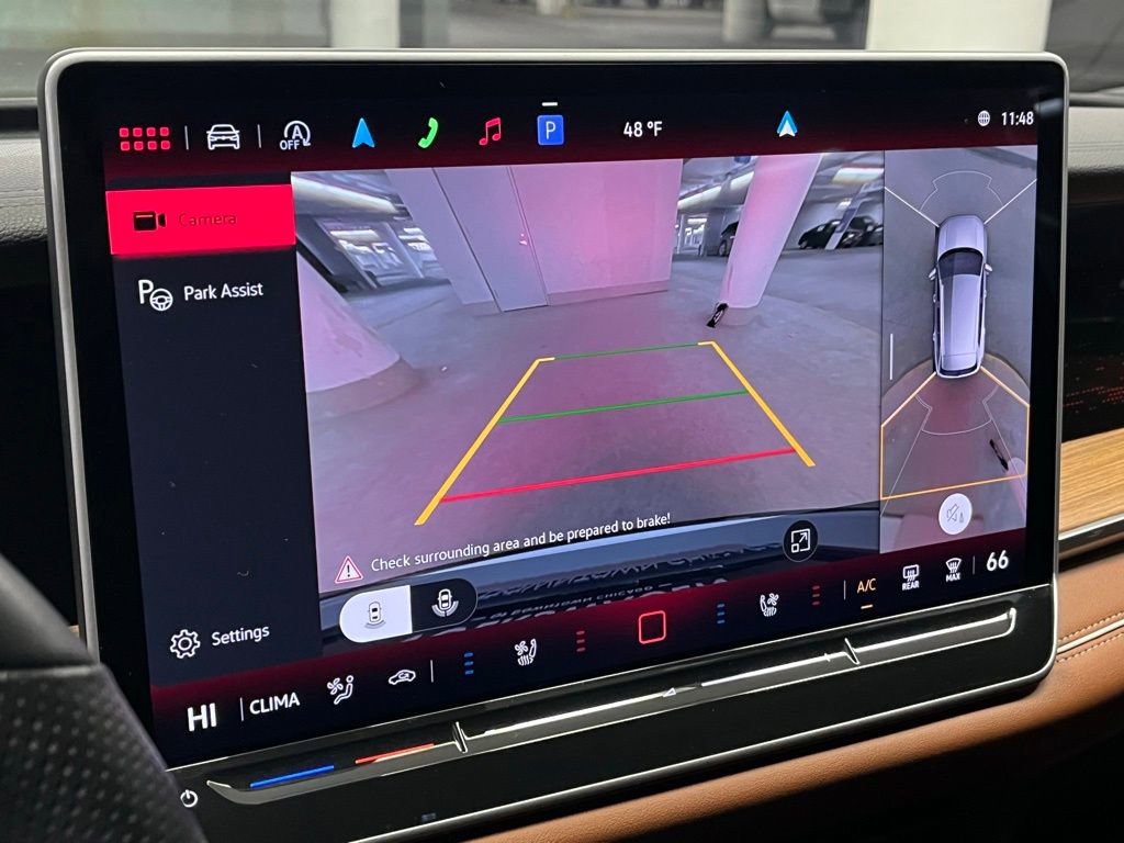 Certified 2025 Volkswagen Tiguan SEL R-Line image 29