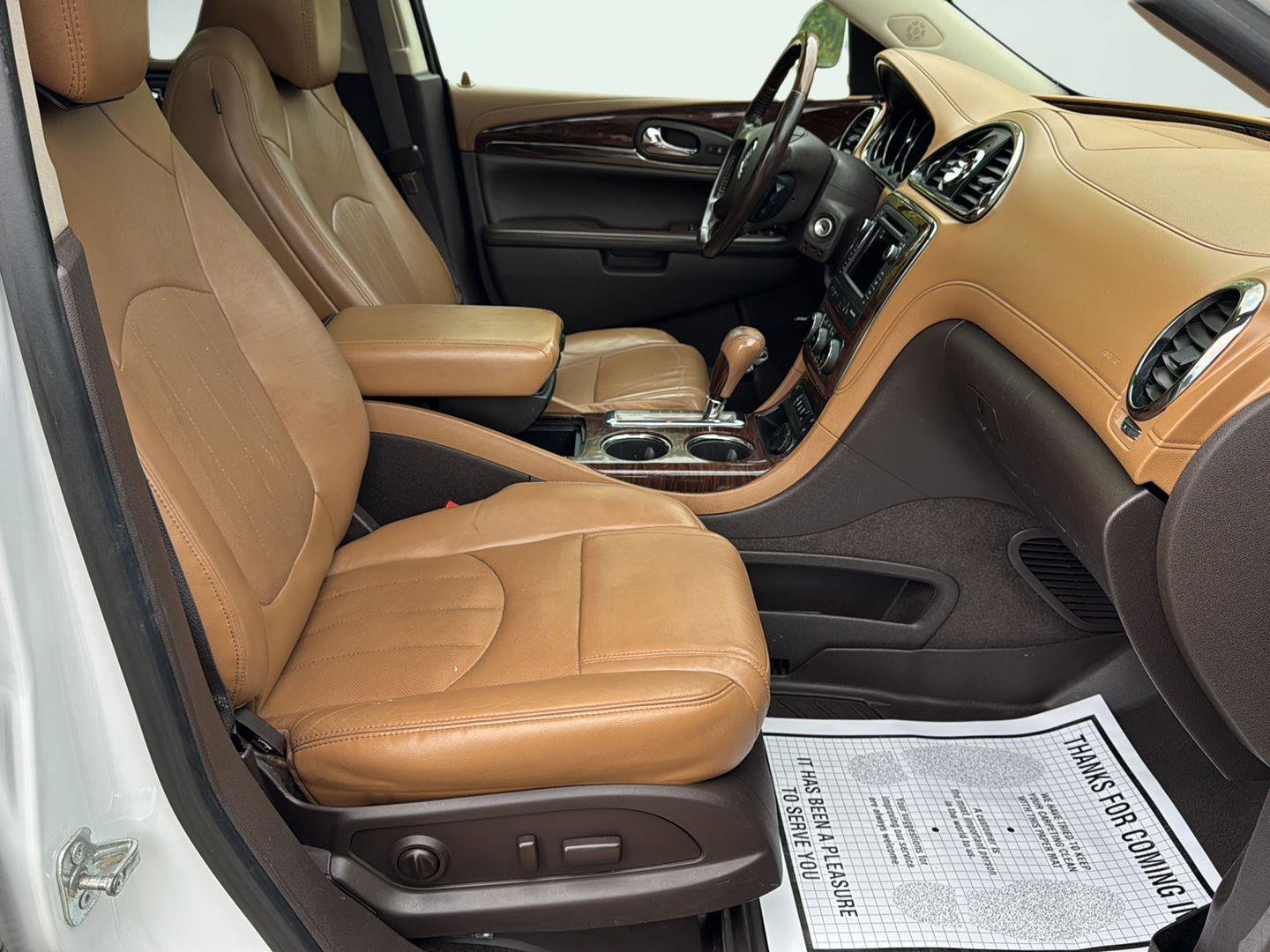 Used 2017 Buick Enclave Leather AWD/4WD image 29