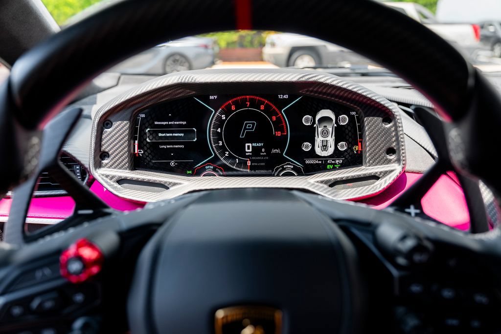 Used 2025 Lamborghini Revuelto AWD/4WD image 59