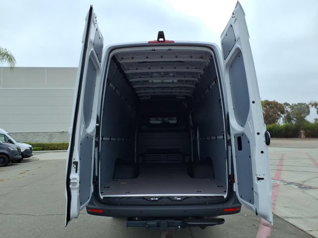 New 2026 Mercedes-Benz Sprinter 3500 image 21