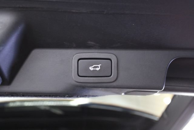 Used 2016 Land Rover Range Rover Sport HSE AWD/4WD image 26
