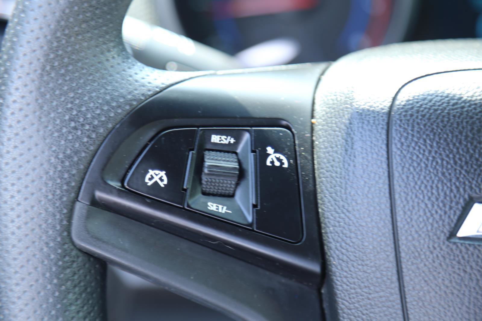 Used 2016 Chevrolet Cruze LT w/ Sun And Sound Package FWD image 10