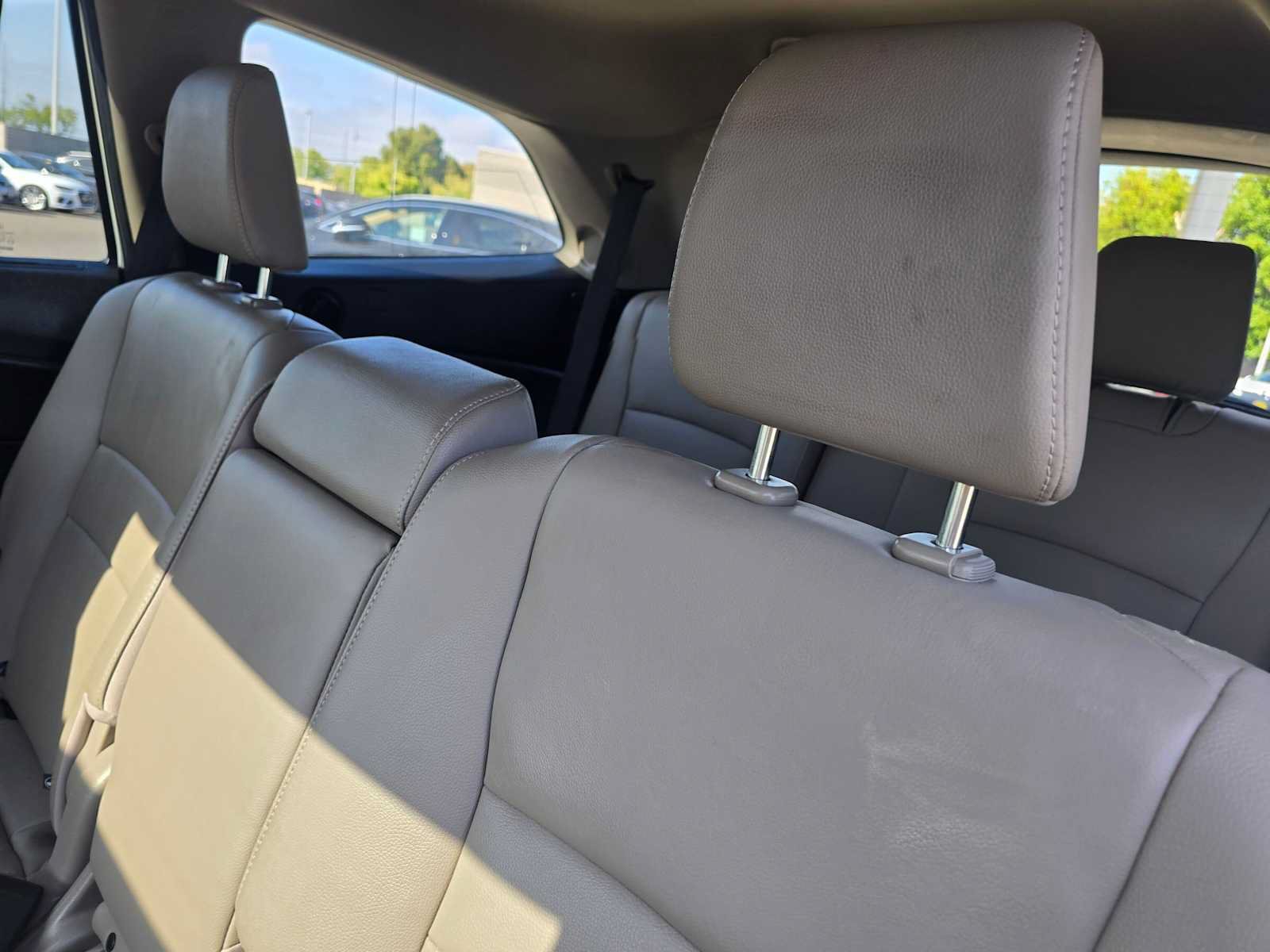Used 2018 Honda Pilot Touring image 19
