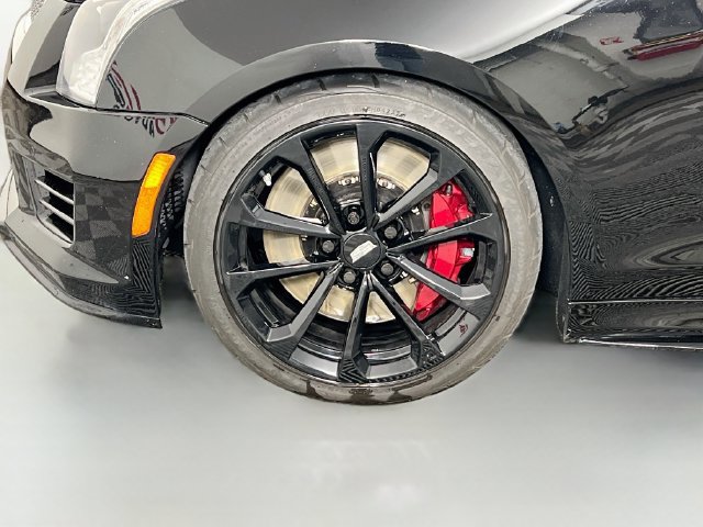 Used 2016 Cadillac ATS V w/ Luxury Package RWD image 12