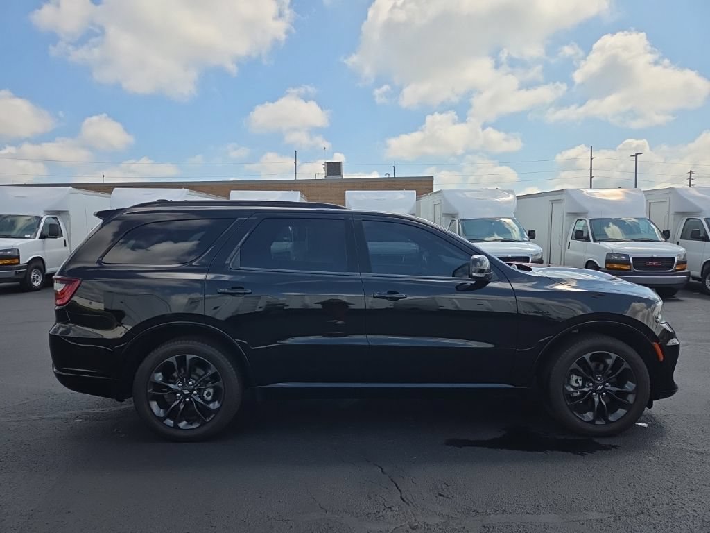 Used 2025 Dodge Durango R/T AWD/4WD image 4