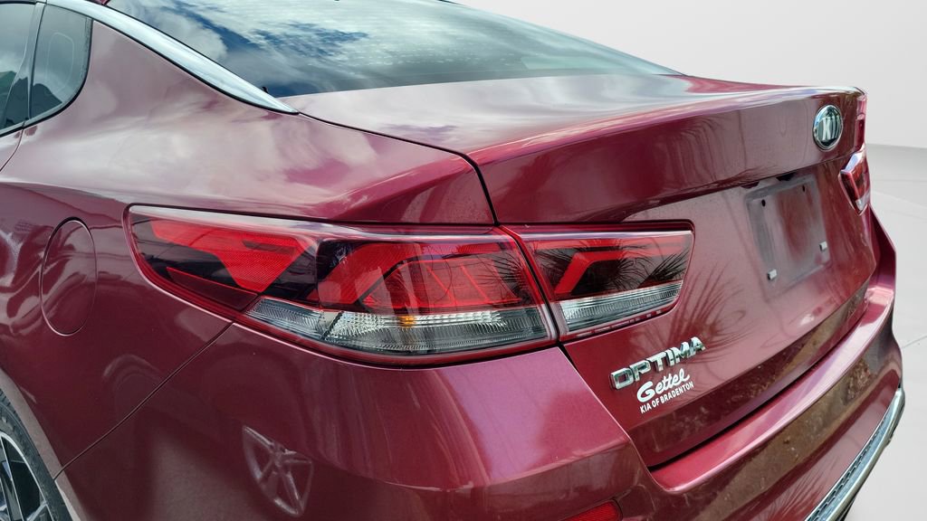 Used 2020 Kia Optima SE FWD image 12