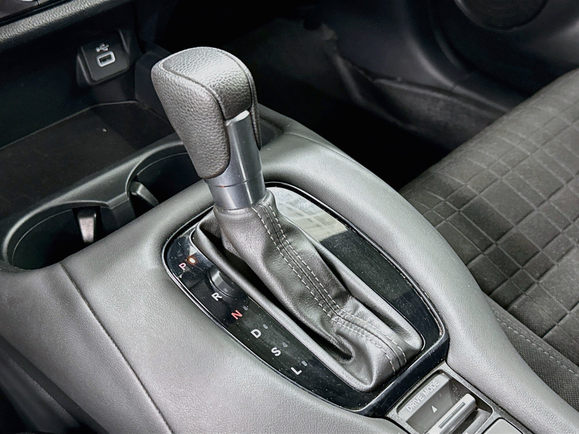 Used 2023 Honda HR-V LX image 23