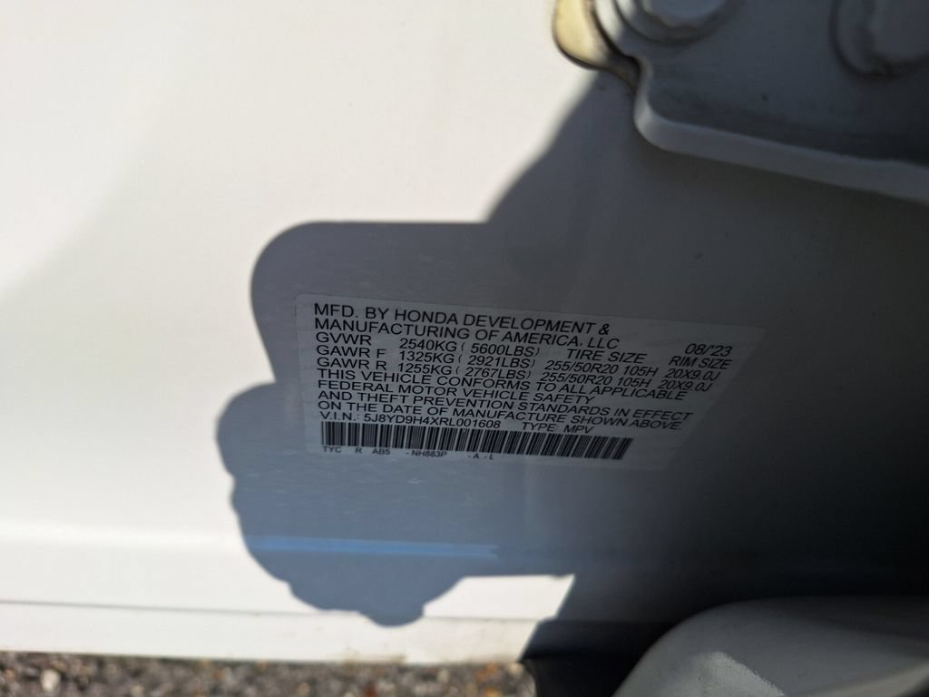 Certified 2024 Acura MDX w/ Technology Package FWD image 35