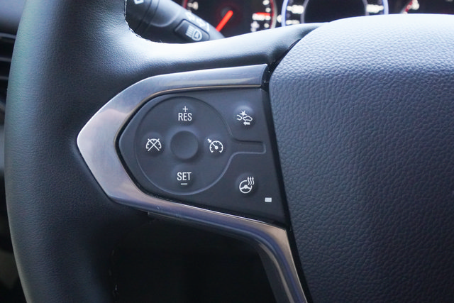 Used 2023 Chevrolet Traverse Premier w/ Redline Edition FWD image 14