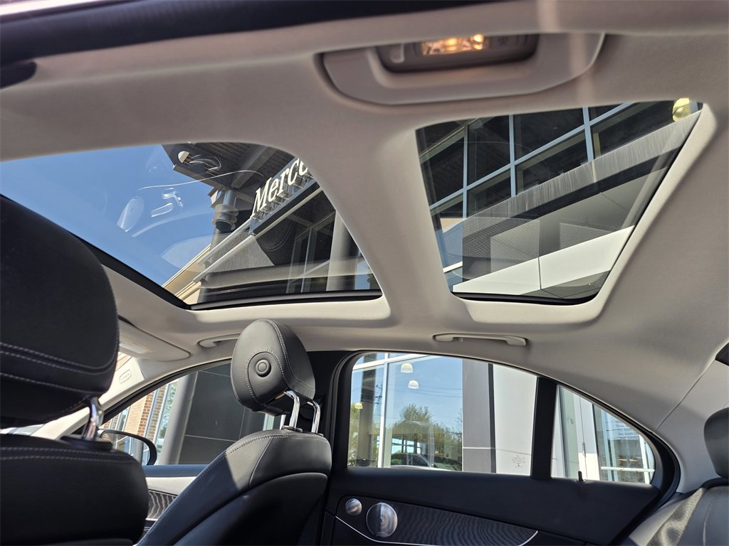 Used 2017 Mercedes-Benz C 300 4MATIC Sedan image 20