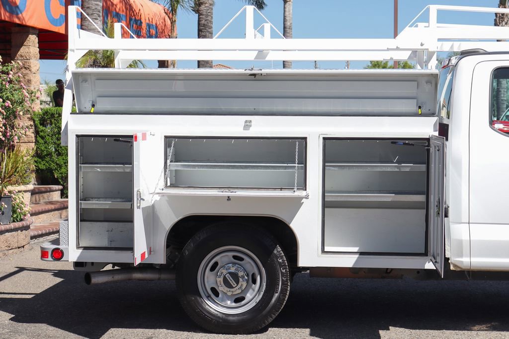 Used 2024 Ford F250 XL w/ XL Chrome Package image 5