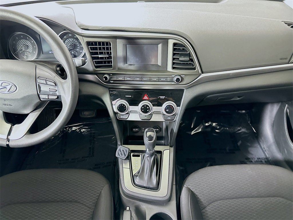 Used 2019 Hyundai Elantra SE w/ Cargo Package image 18