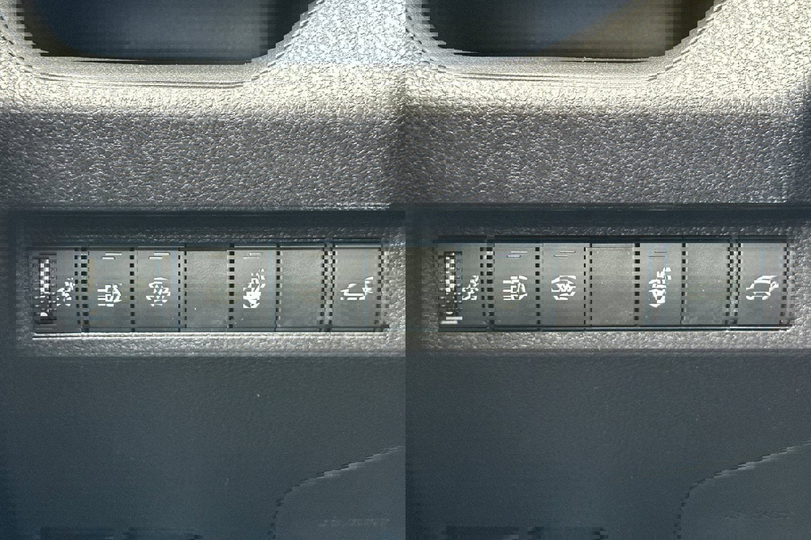 New 2025 Toyota RAV4 XLE Premium image 31