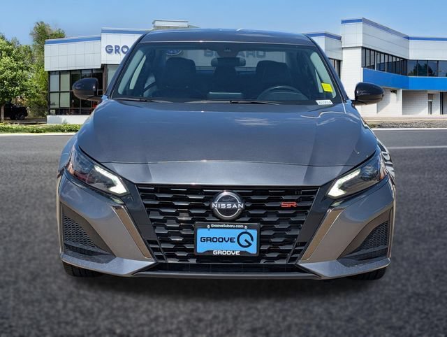 Used 2024 Nissan Altima 2.5 SR FWD image 9