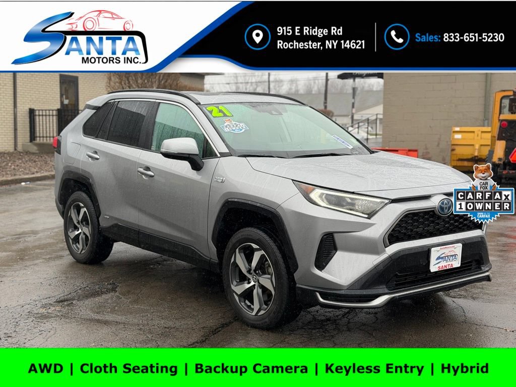 Used 2021 Toyota RAV4 SE w/ Weather & Moonroof Package AWD/4WD image 3