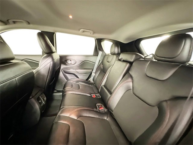 Used 2022 Jeep Cherokee Trailhawk w/ Technology Group B image 23