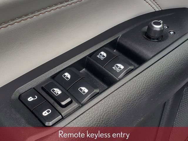 Used 2023 Jeep Compass Limited image 16