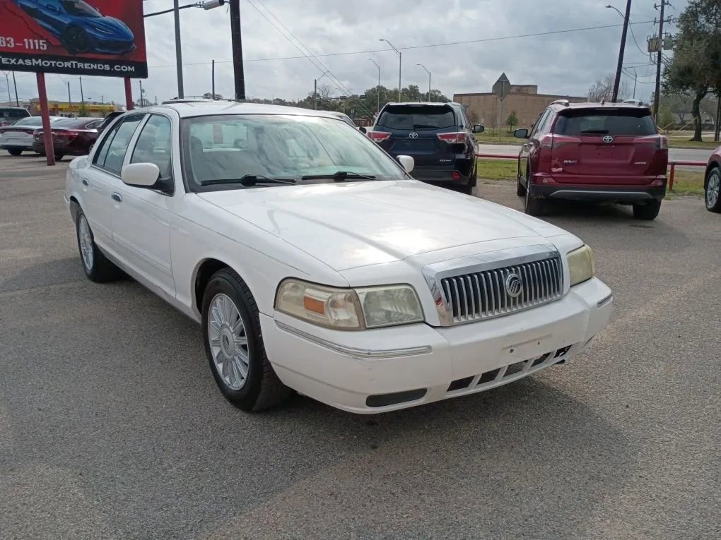 Used 2010 Mercury Grand Marquis LS image 7