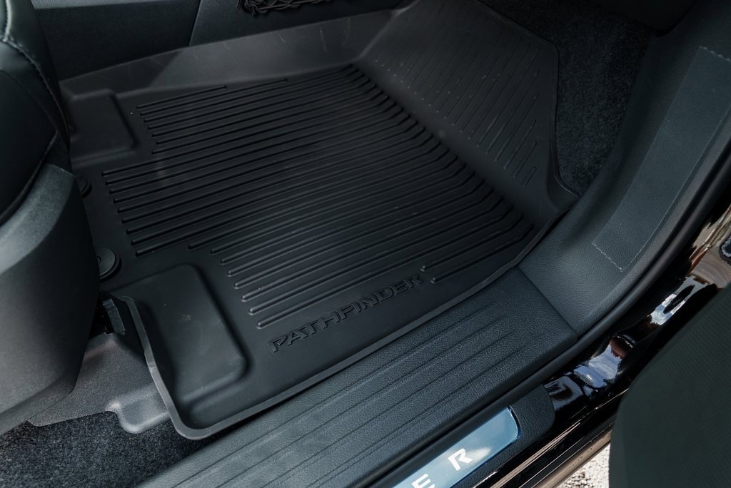 New 2025 Nissan Pathfinder Platinum image 31