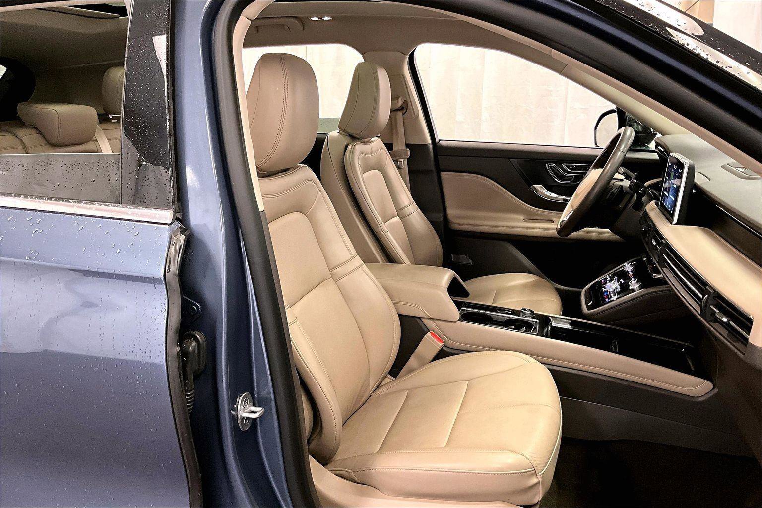 Used 2022 Lincoln Corsair Reserve w/ Equipment Group 201A image 7