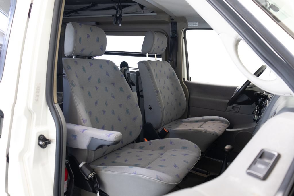 Used 1997 Volkswagen Eurovan Camper FWD image 29