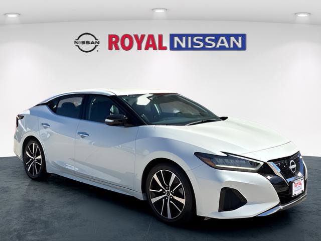 Used 2023 Nissan Maxima SV w/ Floor Mat Group