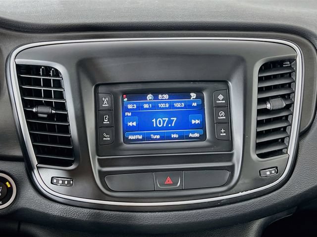 Used 2016 Chrysler 200 Limited FWD image 16