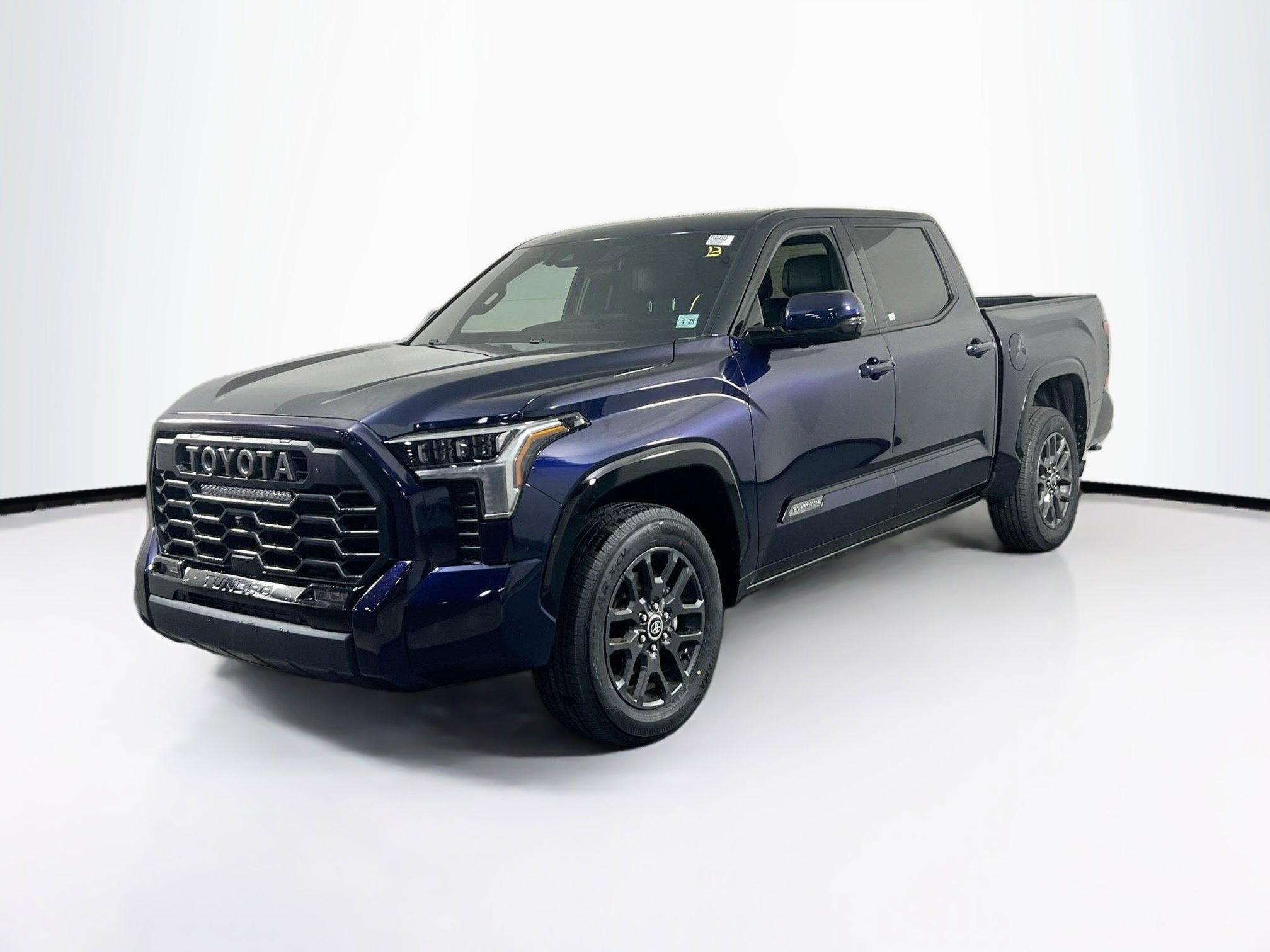 Used 2023 Toyota Tundra Platinum image 1