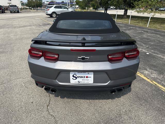 Used 2021 Chevrolet Camaro LT w/ Technology Package RWD image 21