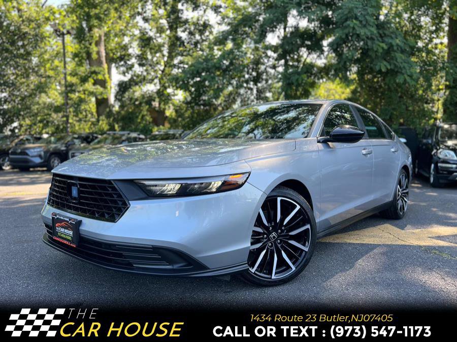 Used 2023 Honda Accord Sport image 2