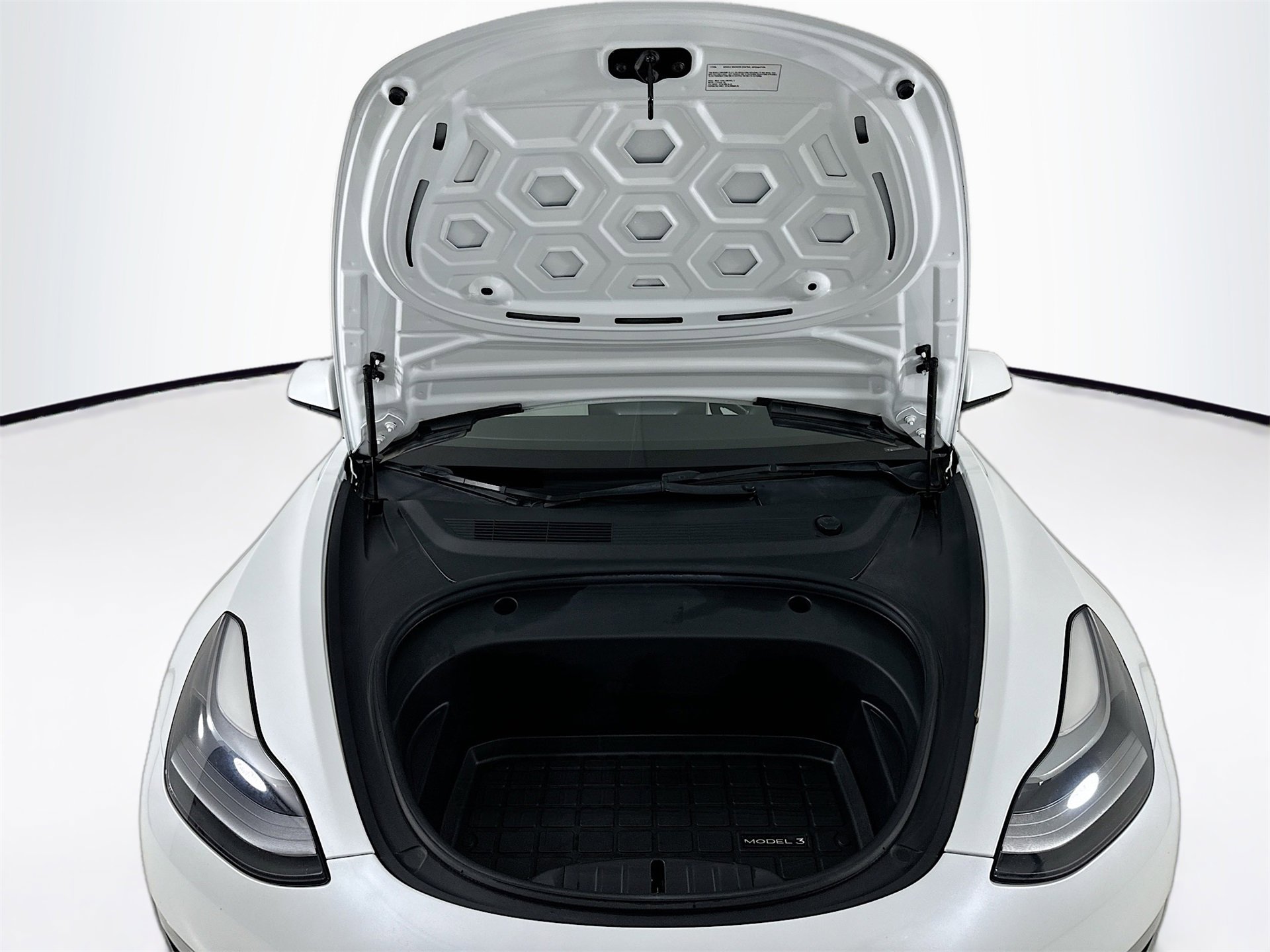 Used 2022 Tesla Model 3 Long Range image 33