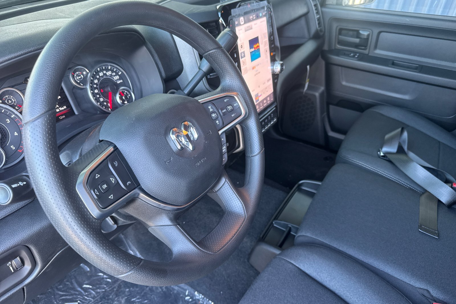 New 2026 RAM 3500 Tradesman AWD/4WD image 9
