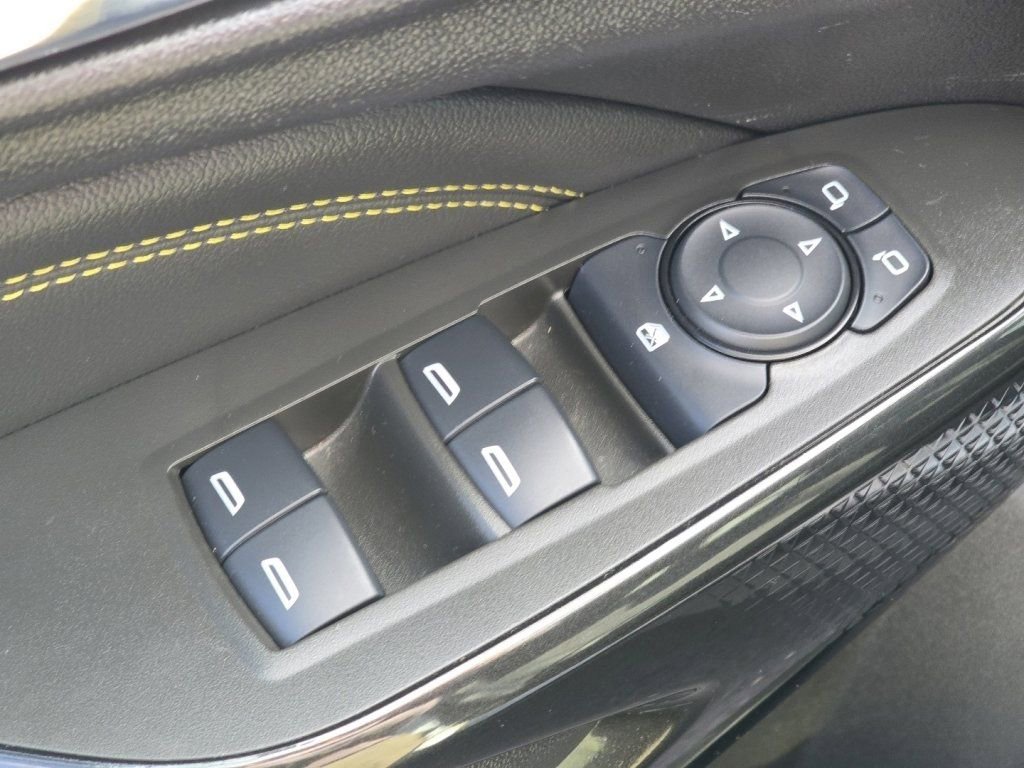 Used 2024 Chevrolet Trax LT w/ Driver Confidence Package image 19