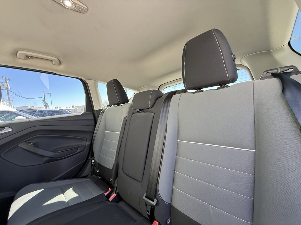 Used 2015 Ford Escape SE image 6