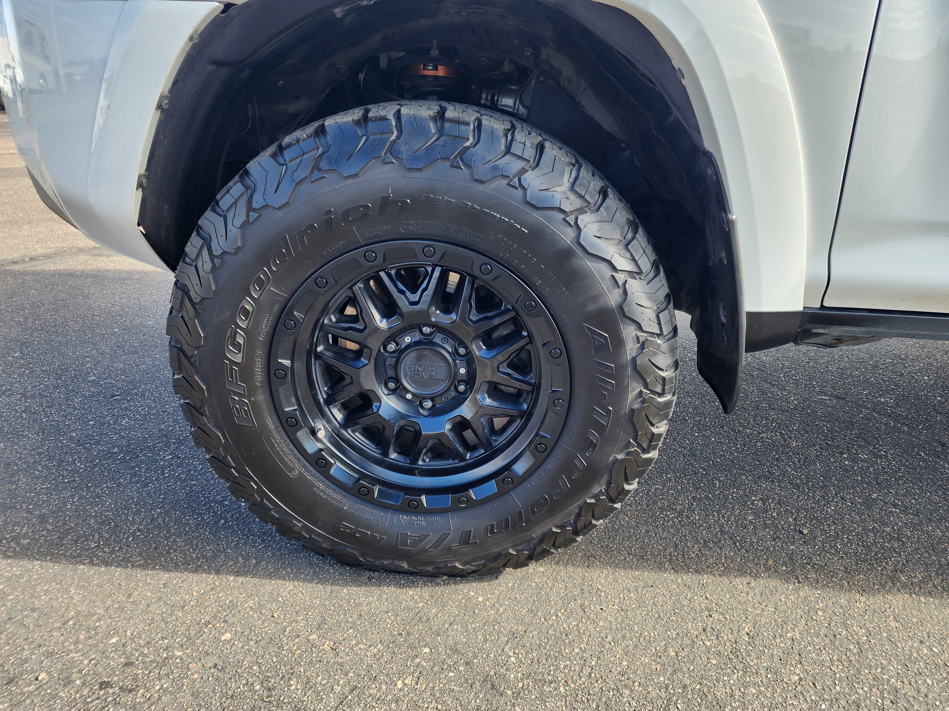 Used 2019 Toyota 4Runner TRD Off-Road Premium image 9